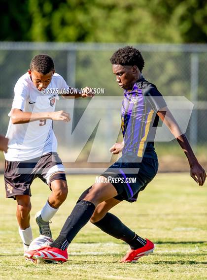 Thumbnail 3 in South View @ Jack Britt photogallery.