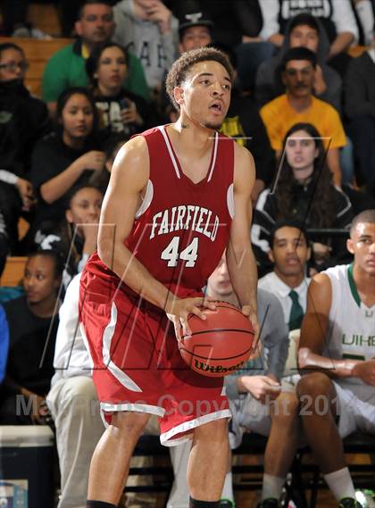 Thumbnail 3 in Fairfield vs. Vanden (CIF SJS D3 Playoffs) photogallery.