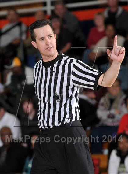 Thumbnail 1 in Fairfield vs. Vanden (CIF SJS D3 Playoffs) photogallery.