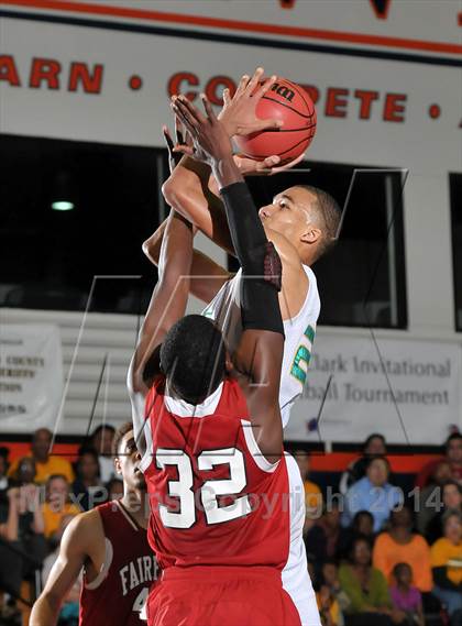 Thumbnail 3 in Fairfield vs. Vanden (CIF SJS D3 Playoffs) photogallery.