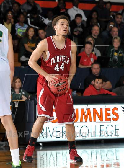Thumbnail 2 in Fairfield vs. Vanden (CIF SJS D3 Playoffs) photogallery.