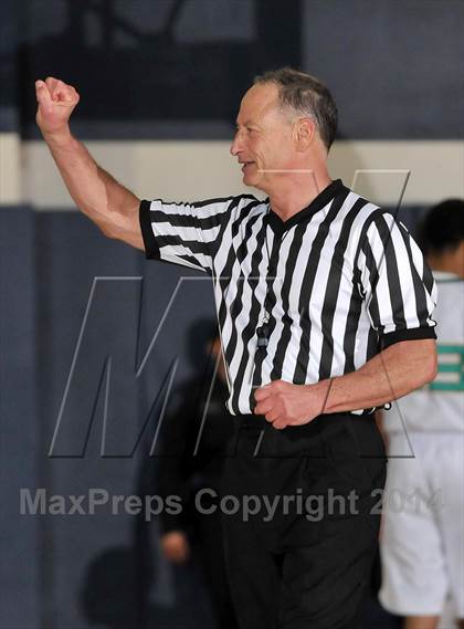 Thumbnail 1 in Fairfield vs. Vanden (CIF SJS D3 Playoffs) photogallery.