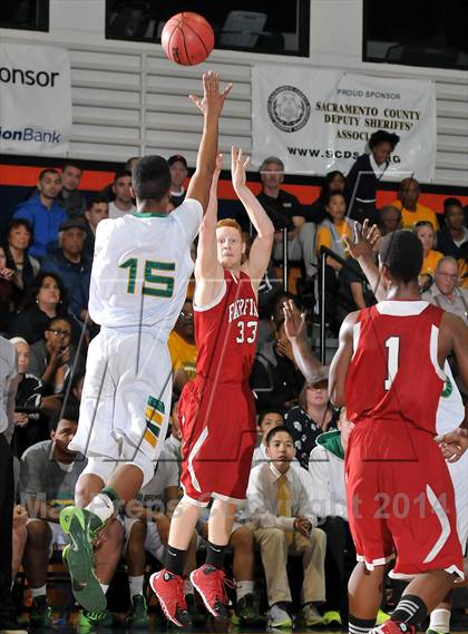 Thumbnail 3 in Fairfield vs. Vanden (CIF SJS D3 Playoffs) photogallery.
