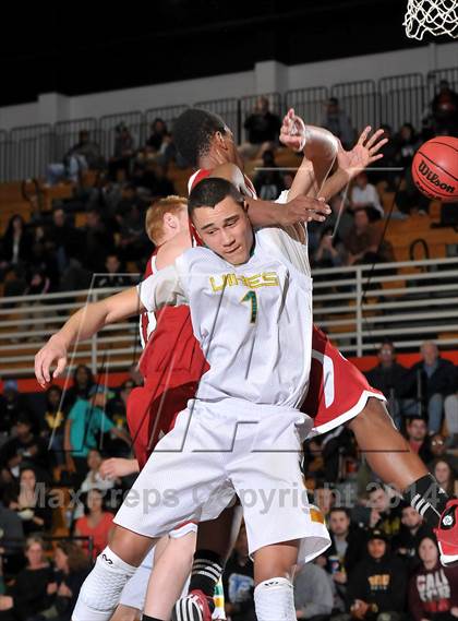 Thumbnail 3 in Fairfield vs. Vanden (CIF SJS D3 Playoffs) photogallery.