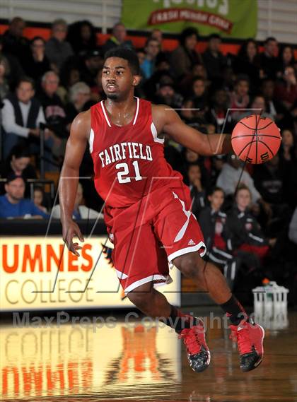 Thumbnail 2 in Fairfield vs. Vanden (CIF SJS D3 Playoffs) photogallery.