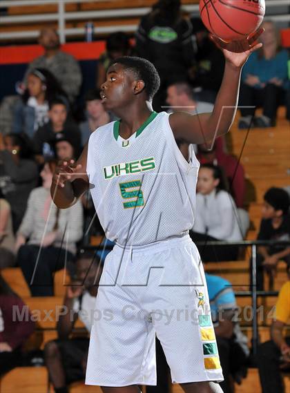 Thumbnail 1 in Fairfield vs. Vanden (CIF SJS D3 Playoffs) photogallery.