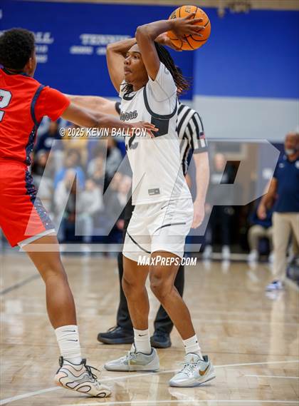 Thumbnail 1 in Redondo Union @ Sierra Canyon ( CIF DIV 1 Regional Final ) photogallery.