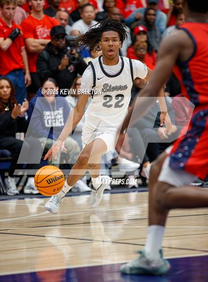 Thumbnail 3 in Redondo Union @ Sierra Canyon ( CIF DIV 1 Regional Final ) photogallery.