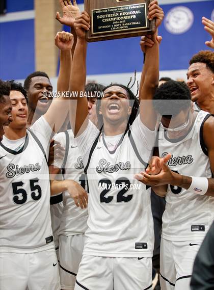 Thumbnail 3 in Redondo Union @ Sierra Canyon ( CIF DIV 1 Regional Final ) photogallery.