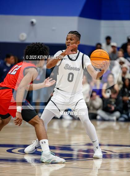 Thumbnail 2 in Redondo Union @ Sierra Canyon ( CIF DIV 1 Regional Final ) photogallery.