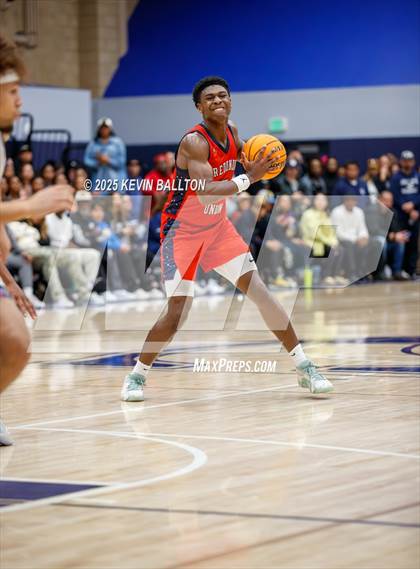 Thumbnail 3 in Redondo Union @ Sierra Canyon ( CIF DIV 1 Regional Final ) photogallery.