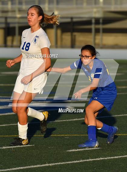 Thumbnail 3 in Charter Oak @ San Dimas photogallery.