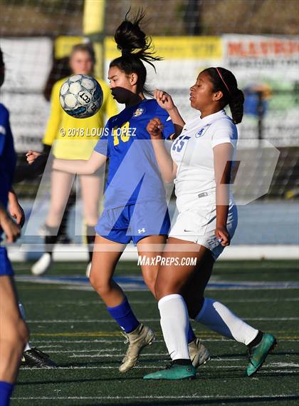 Thumbnail 3 in Charter Oak @ San Dimas photogallery.