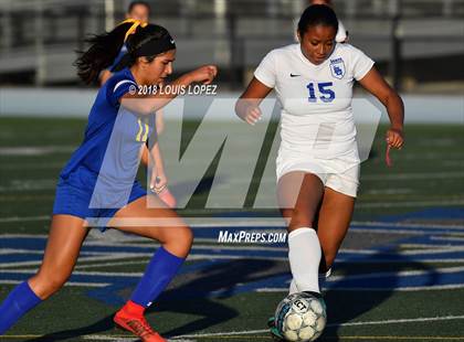 Thumbnail 1 in Charter Oak @ San Dimas photogallery.