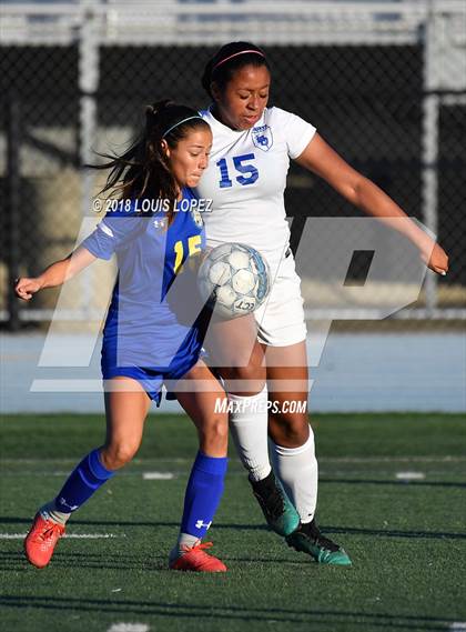 Thumbnail 3 in Charter Oak @ San Dimas photogallery.