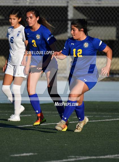Thumbnail 1 in Charter Oak @ San Dimas photogallery.