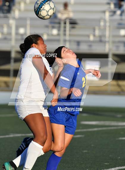 Thumbnail 3 in Charter Oak @ San Dimas photogallery.