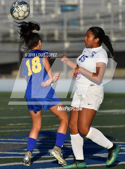 Thumbnail 3 in Charter Oak @ San Dimas photogallery.