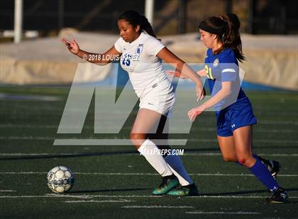 Thumbnail 1 in Charter Oak @ San Dimas photogallery.
