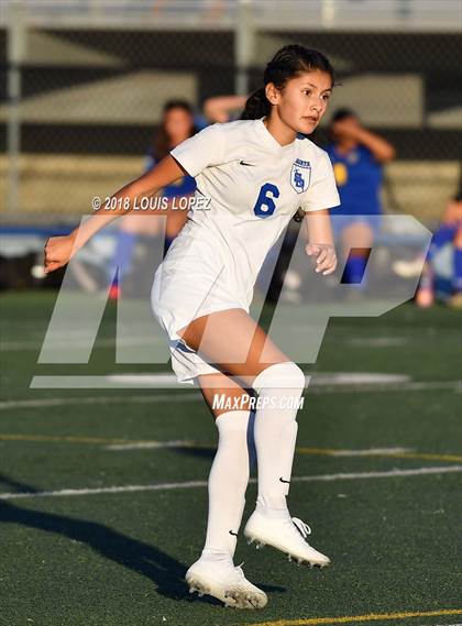Thumbnail 3 in Charter Oak @ San Dimas photogallery.