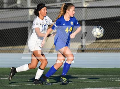 Thumbnail 1 in Charter Oak @ San Dimas photogallery.