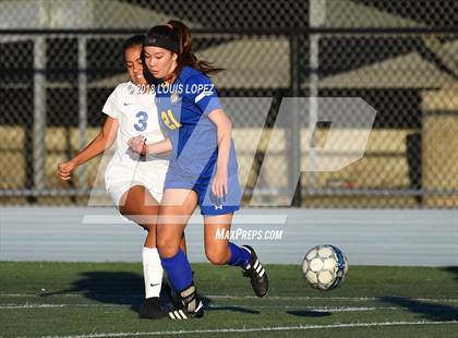 Thumbnail 1 in Charter Oak @ San Dimas photogallery.