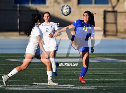 Thumbnail 1 in Charter Oak @ San Dimas photogallery.