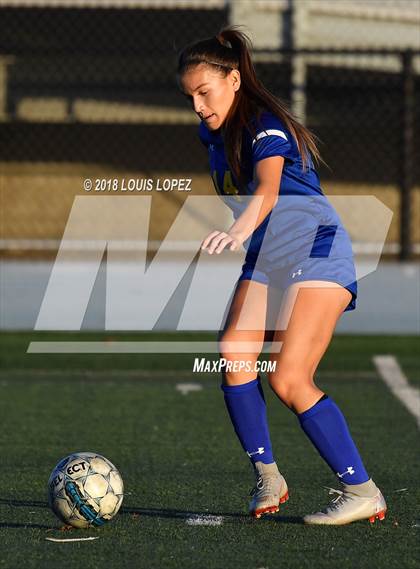 Thumbnail 3 in Charter Oak @ San Dimas photogallery.