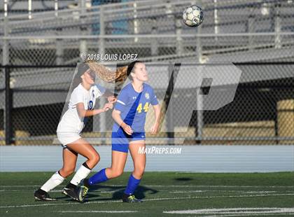 Thumbnail 2 in Charter Oak @ San Dimas photogallery.