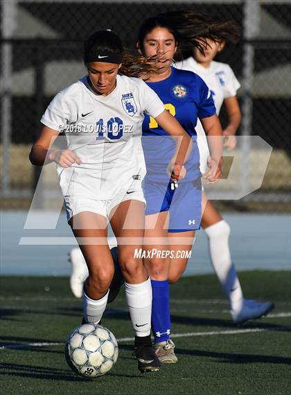 Thumbnail 3 in Charter Oak @ San Dimas photogallery.