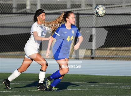 Thumbnail 3 in Charter Oak @ San Dimas photogallery.