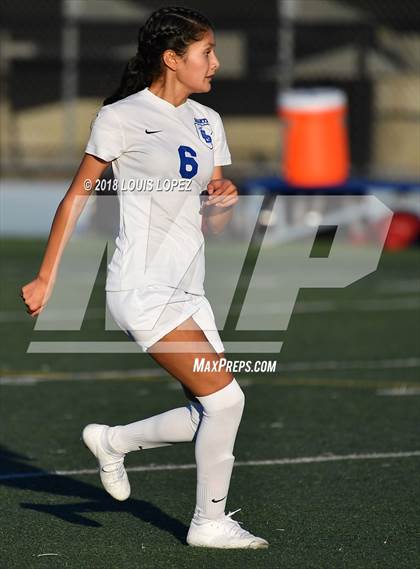 Thumbnail 1 in Charter Oak @ San Dimas photogallery.