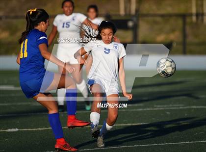 Thumbnail 1 in Charter Oak @ San Dimas photogallery.
