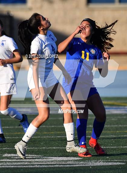 Thumbnail 1 in Charter Oak @ San Dimas photogallery.