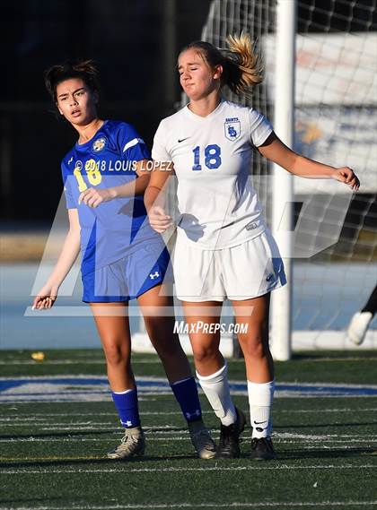 Thumbnail 1 in Charter Oak @ San Dimas photogallery.