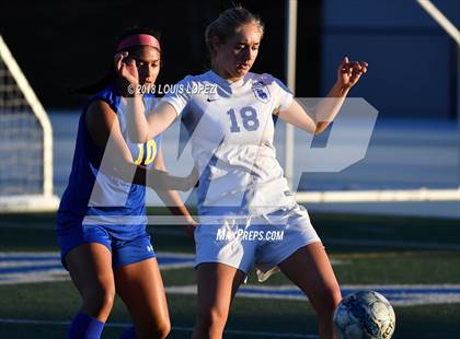 Thumbnail 1 in Charter Oak @ San Dimas photogallery.