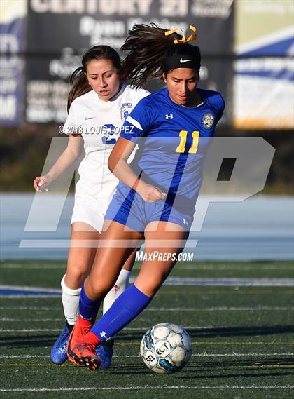 Thumbnail 1 in Charter Oak @ San Dimas photogallery.