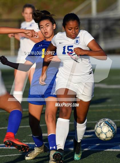 Thumbnail 2 in Charter Oak @ San Dimas photogallery.
