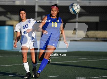Thumbnail 3 in Charter Oak @ San Dimas photogallery.