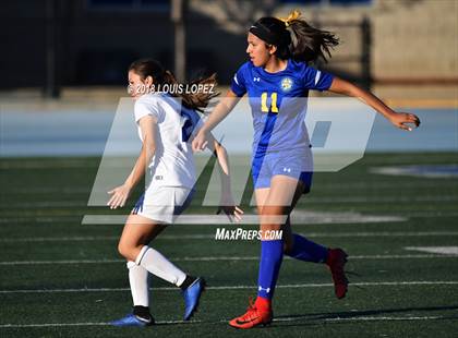 Thumbnail 2 in Charter Oak @ San Dimas photogallery.