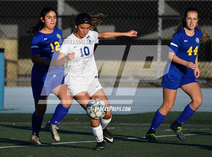 Thumbnail 3 in Charter Oak @ San Dimas photogallery.