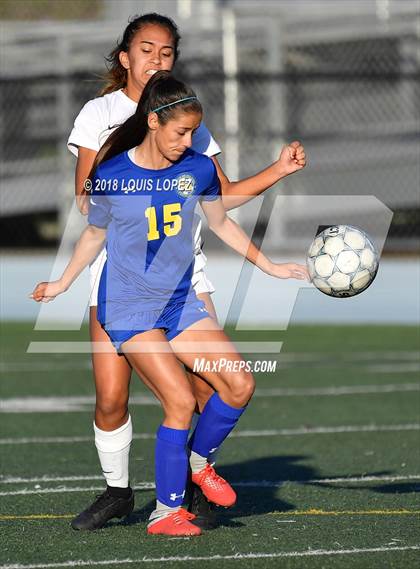Thumbnail 1 in Charter Oak @ San Dimas photogallery.