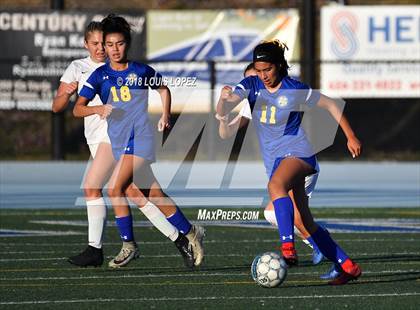 Thumbnail 1 in Charter Oak @ San Dimas photogallery.