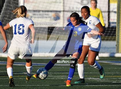 Thumbnail 1 in Charter Oak @ San Dimas photogallery.