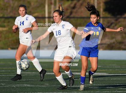 Thumbnail 1 in Charter Oak @ San Dimas photogallery.