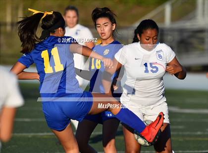 Thumbnail 1 in Charter Oak @ San Dimas photogallery.