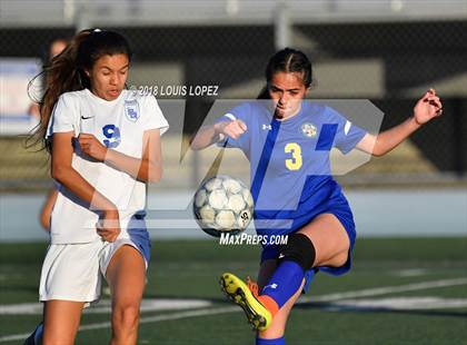 Thumbnail 1 in Charter Oak @ San Dimas photogallery.