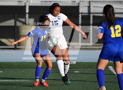 Thumbnail 1 in Charter Oak @ San Dimas photogallery.