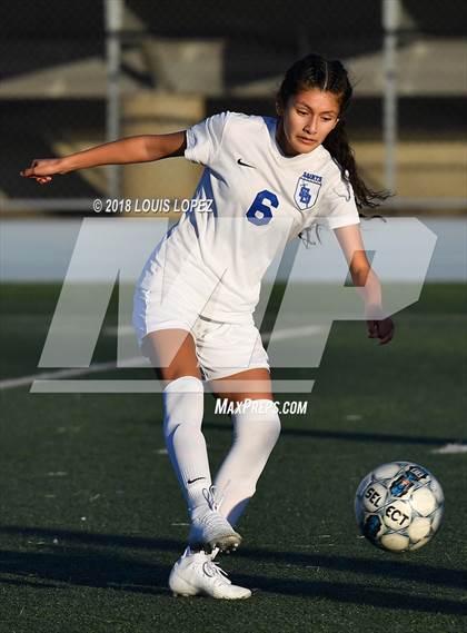 Thumbnail 1 in Charter Oak @ San Dimas photogallery.
