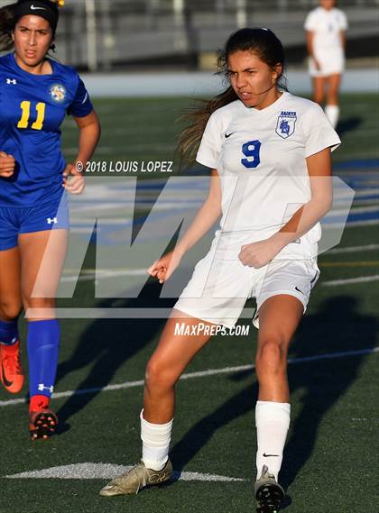 Thumbnail 1 in Charter Oak @ San Dimas photogallery.